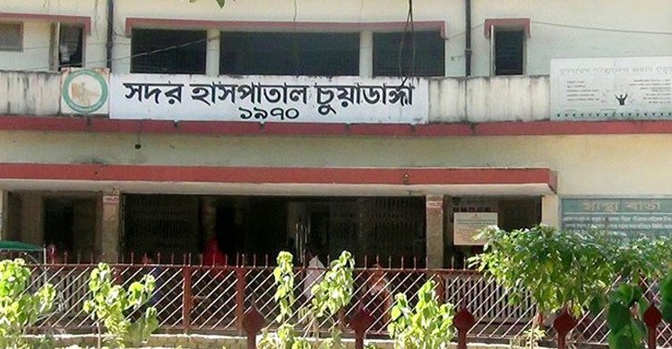 হাসপাতালে মায়ের মৃত্যু, দেখতে এসে মারা গেলেন ছেলেও